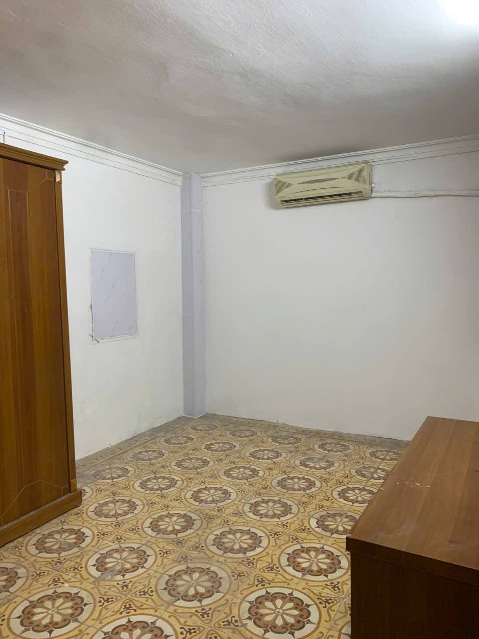 Cho thuê nhà ngõ 184 Trần Khát Chân, 3 tầng x 30m2, 2 ngủ, 7 Triệu ở gia đình, nhóm - Ảnh 2